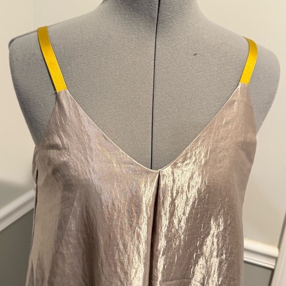 ANTHROPOLOGIE FLORET WOMEN SLIP DRESS X-S SILVER SATIN ASYMMETRICAL SLEEVELESS - Picture 4 of 9